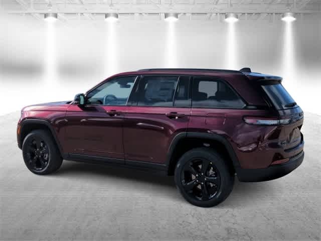 Thumbnail: 2025 Jeep Grand Cherokee - 6