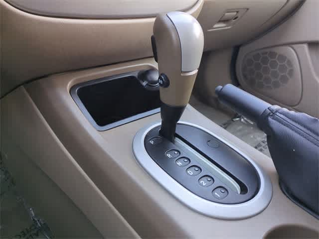 Thumbnail: 2005 Ford Escape - 31