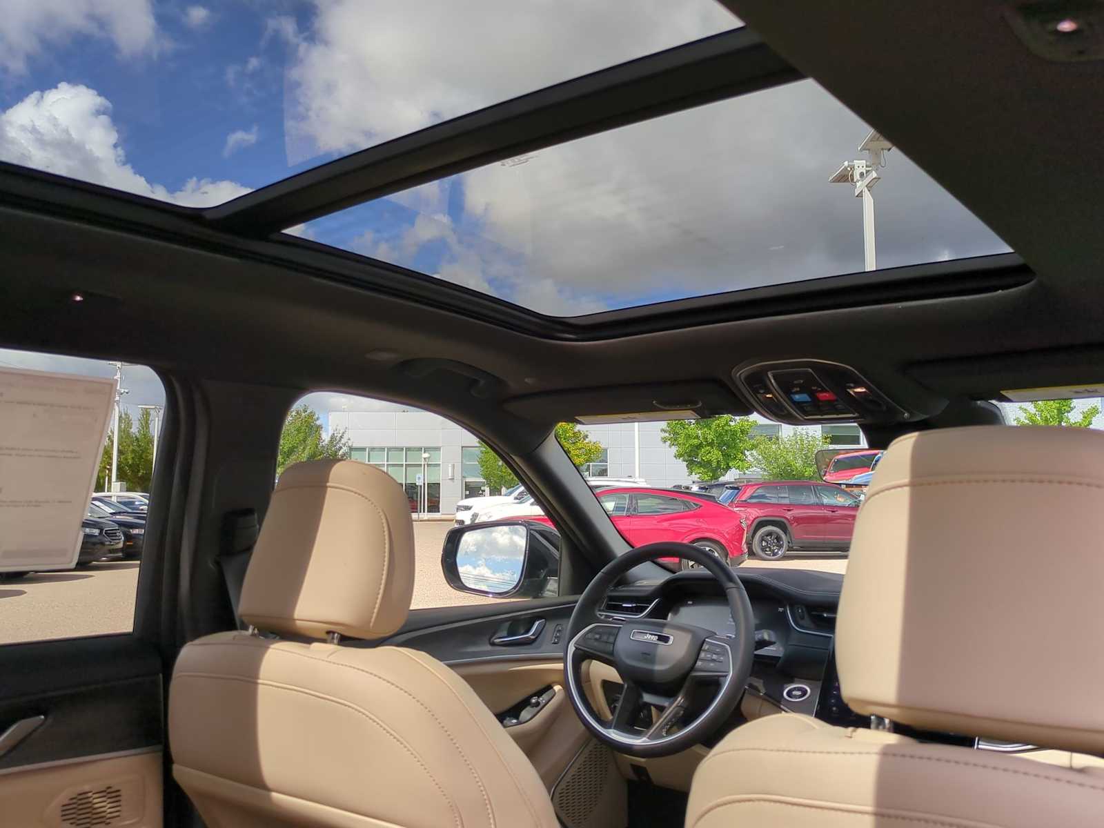 Thumbnail: 2025 Jeep Grand Cherokee - 23