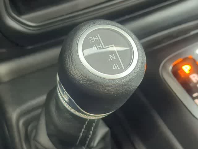 Thumbnail: 2026 Jeep Gladiator - 36