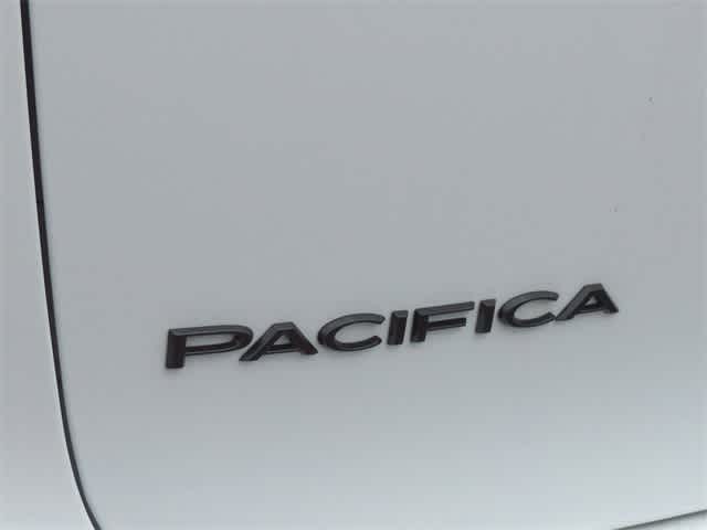 Thumbnail: 2026 Chrysler Pacifica - 13