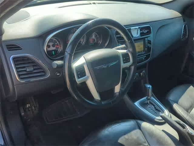 Thumbnail: 2012 Chrysler 200 - 10