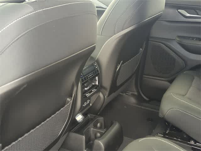 Thumbnail: 2025 Jeep Grand Cherokee L - 17