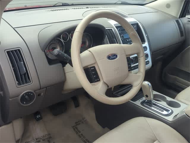 Thumbnail: 2010 Ford Edge - 10