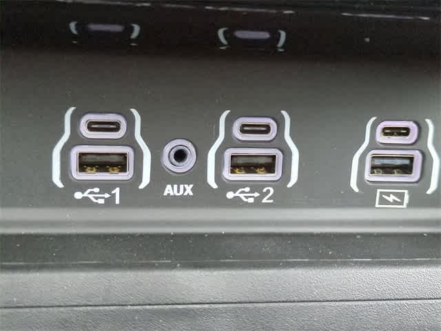 Thumbnail: 2026 RAM 1500 - 33