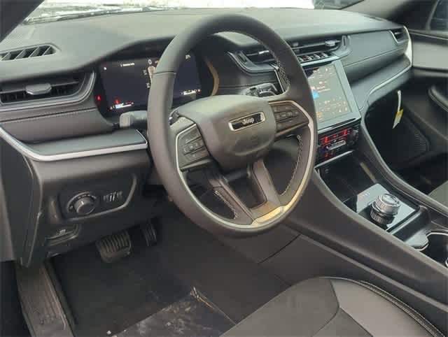 Thumbnail: 2025 Jeep Grand Cherokee - 10