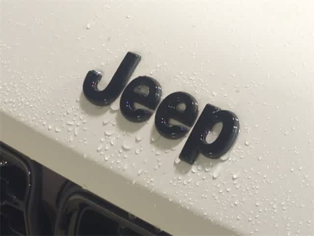 Thumbnail: 2025 Jeep Grand Cherokee - 12