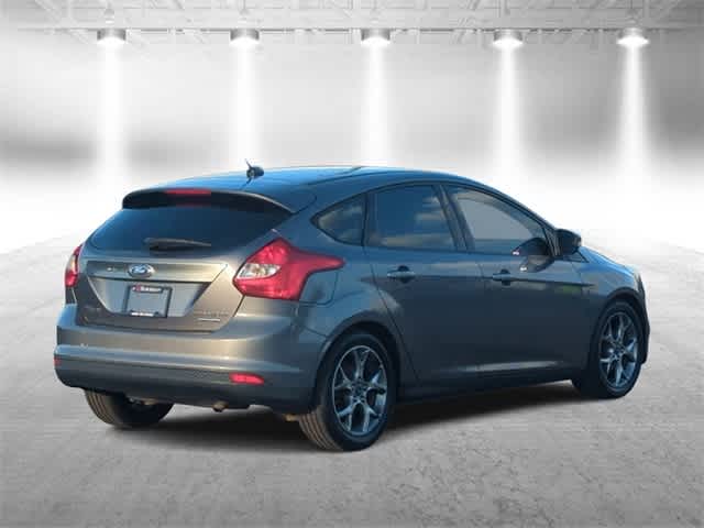 Thumbnail: 2013 Ford Focus - 8