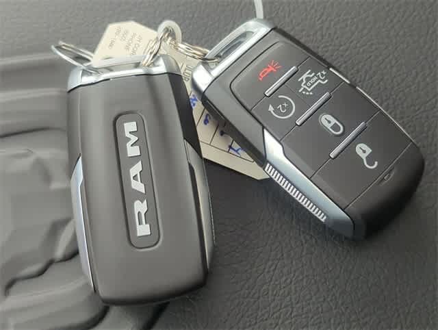 Thumbnail: 2026 RAM 1500 - 38