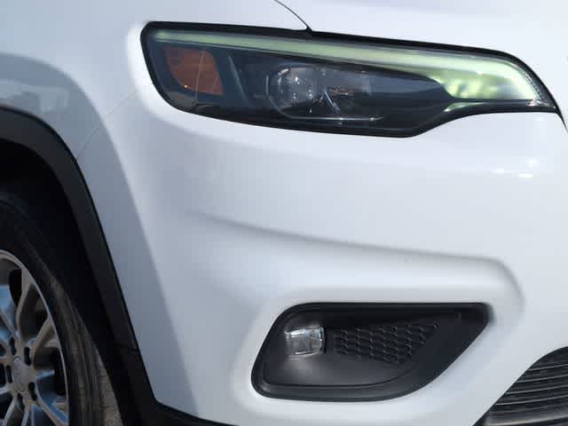 Thumbnail: 2021 Jeep Cherokee - 11