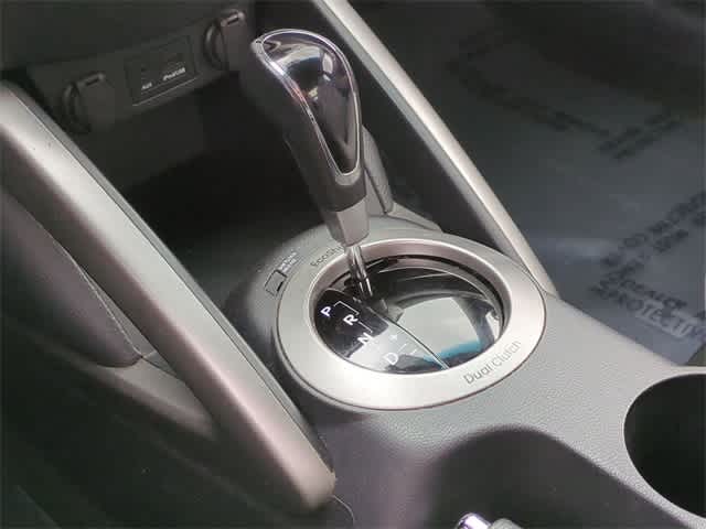 2012 Hyundai Veloster N 31