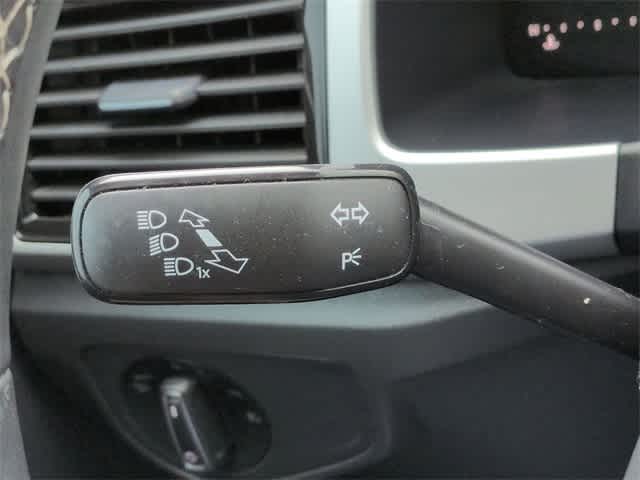 Thumbnail: 2022 Volkswagen Atlas - 30