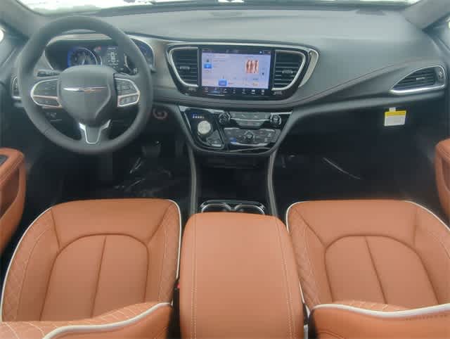 Thumbnail: 2026 Chrysler Pacifica - 15