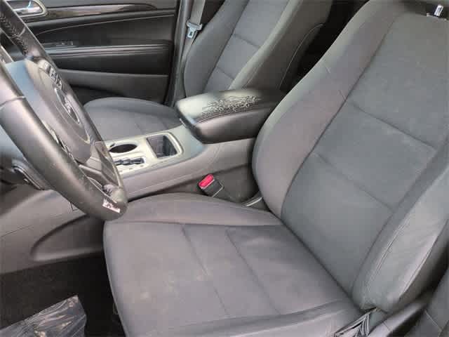 Thumbnail: 2012 Jeep Grand Cherokee - 16