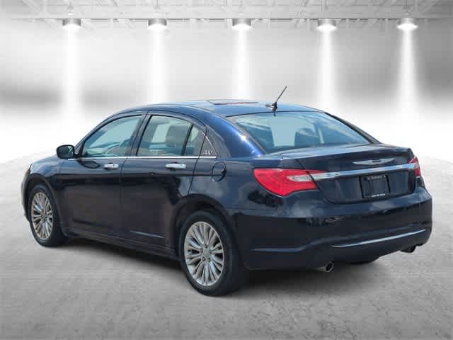 Thumbnail: 2012 Chrysler 200 - 6