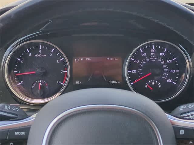 Thumbnail: 2022 Kia Carnival - 32