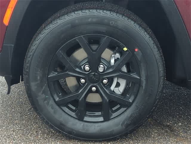 Thumbnail: 2025 Jeep Grand Cherokee - 14