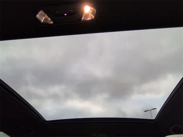 Thumbnail: 2025 BMW i5 - 22