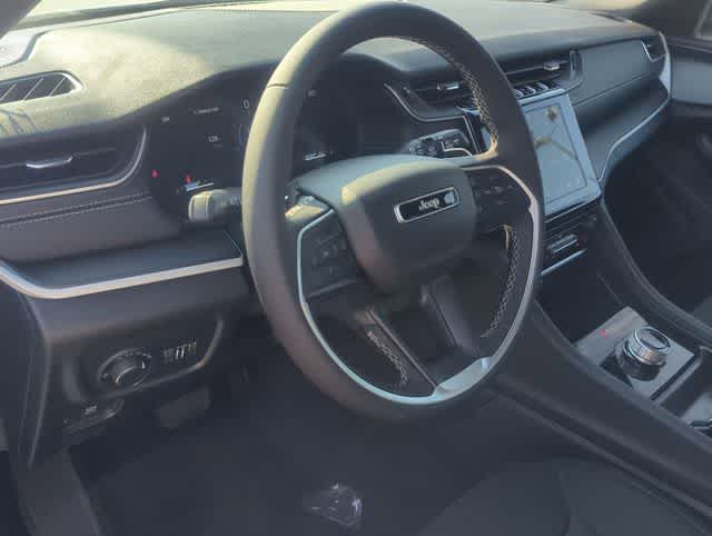 Thumbnail: 2025 Jeep Grand Cherokee - 10