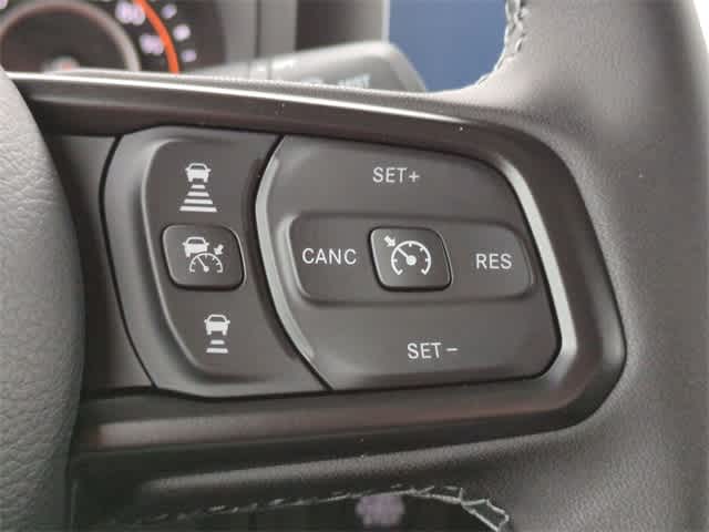 Thumbnail: 2026 Jeep Gladiator - 25