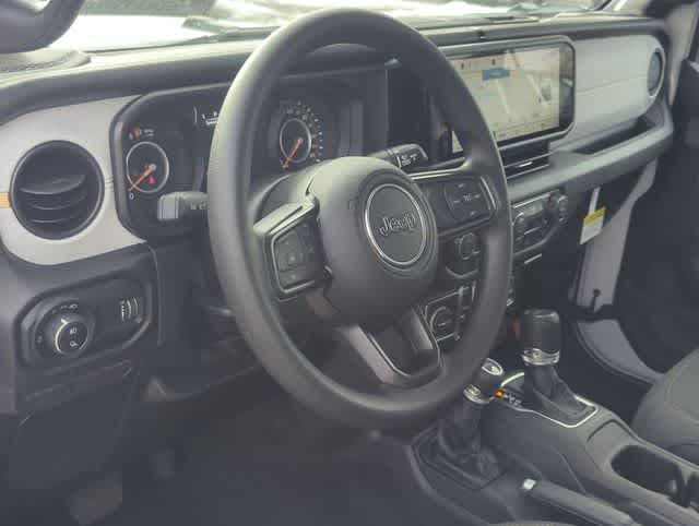 Thumbnail: 2026 Jeep Gladiator - 10