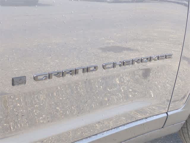 2025 Jeep Grand Cherokee Altitude 13