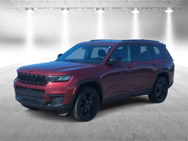2023 Jeep Grand Cherokee Laredo Altitude photo 4