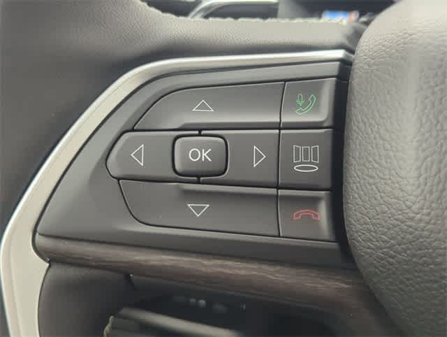 Thumbnail: 2025 Jeep Grand Cherokee - 25