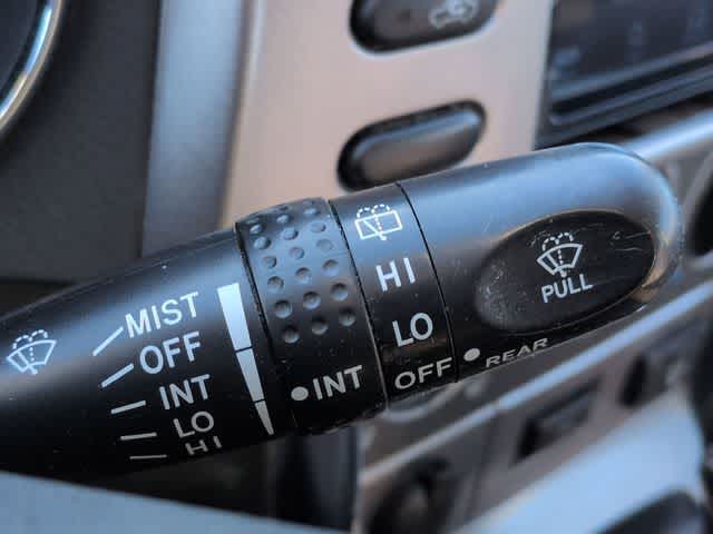 Thumbnail: 2007 Pontiac Vibe - 22