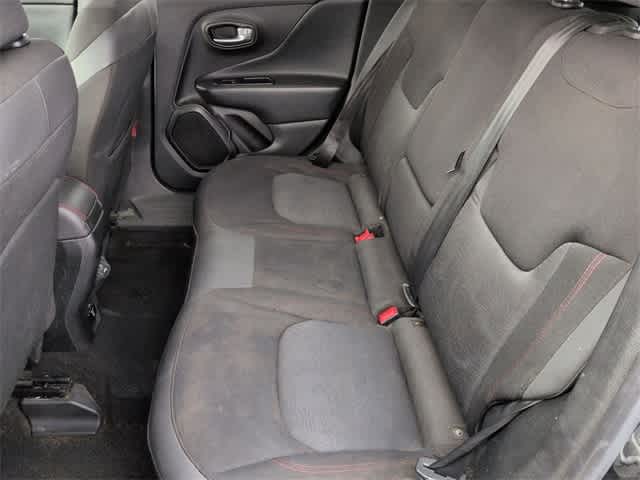 Thumbnail: 2019 Jeep Renegade - 20