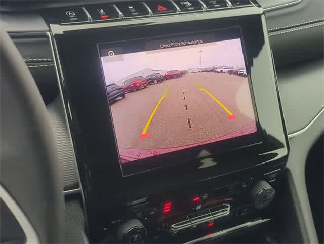 Thumbnail: 2025 Jeep Grand Cherokee - 30