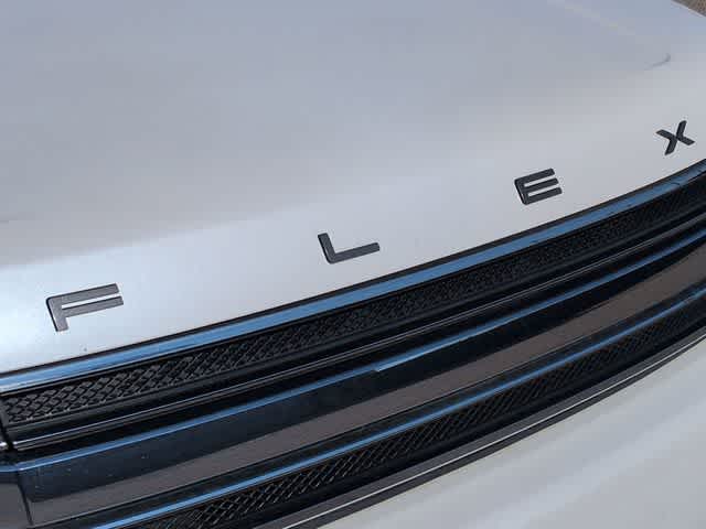 Thumbnail: 2015 Ford Flex - 12