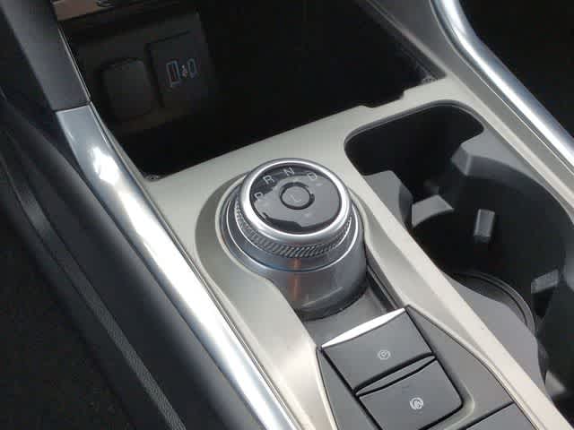 Thumbnail: 2023 Ford Explorer - 32