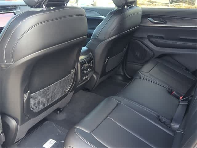 Thumbnail: 2025 Jeep Grand Cherokee L - 18