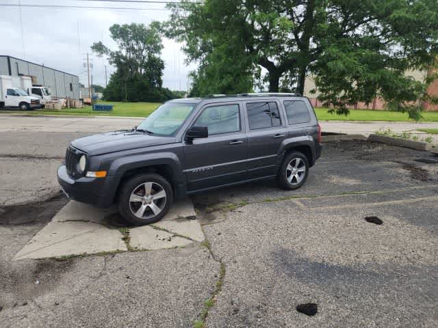 Thumbnail: 2016 Jeep Patriot - 25