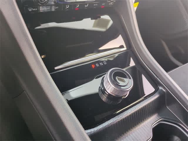 2025 Jeep Grand Cherokee Altitude 32