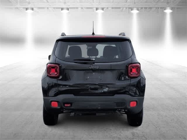 Thumbnail: 2019 Jeep Renegade - 7