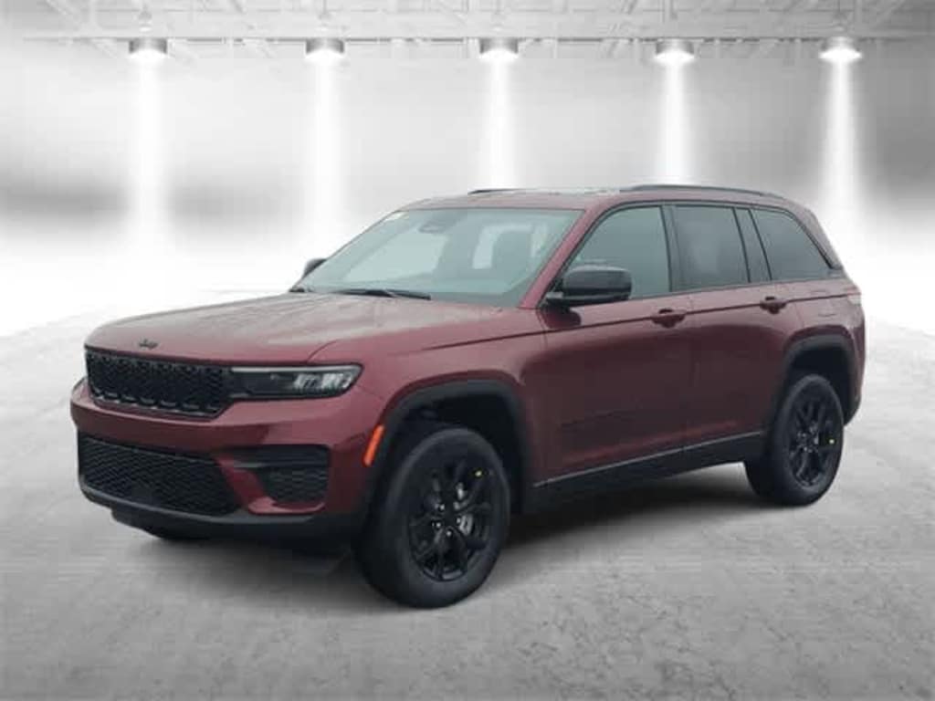 New 2025 Jeep Grand Cherokee Laredo Sport Utility