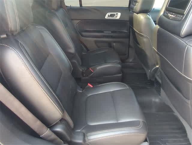 Thumbnail: 2014 Ford Explorer - 22