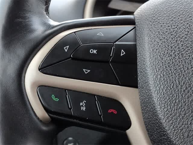 Thumbnail: 2018 Jeep Cherokee - 24