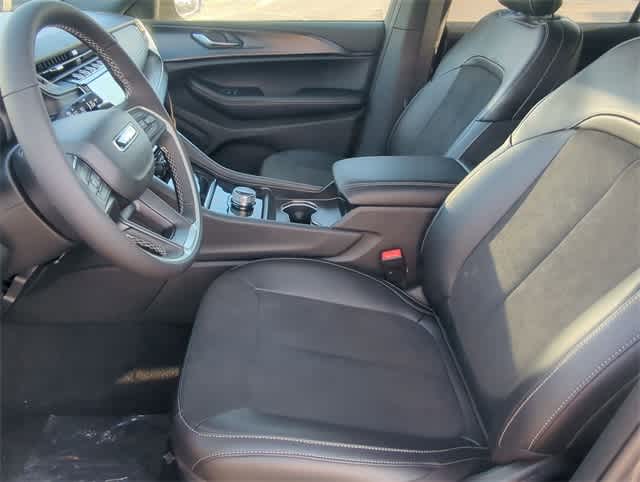 Thumbnail: 2025 Jeep Grand Cherokee L - 8