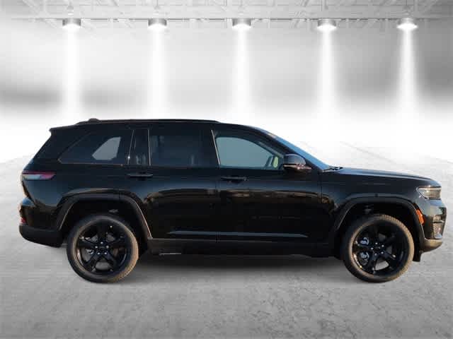 Thumbnail: 2025 Jeep Grand Cherokee - 9