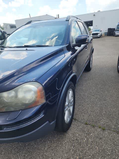 Thumbnail: 2011 Volvo XC90 - 18