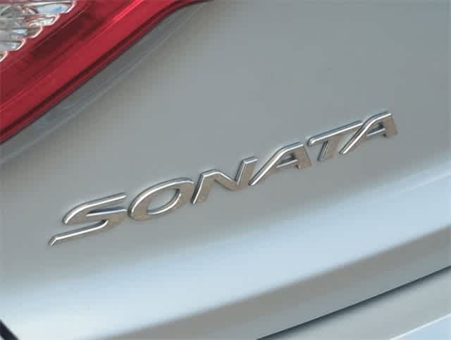 Thumbnail: 2016 Hyundai Sonata - 13