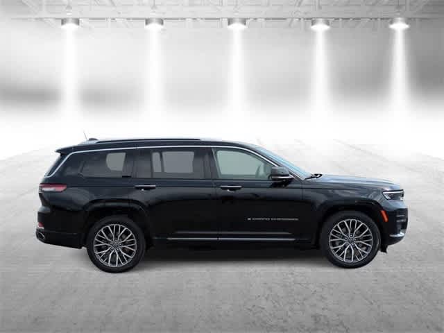 2022 Jeep Grand Cherokee L Summit 9