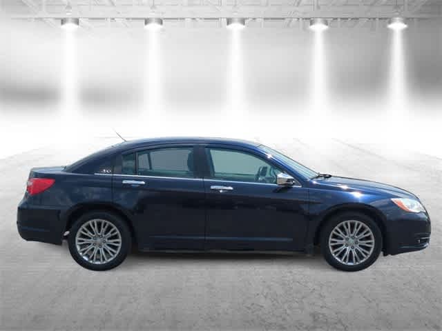 Thumbnail: 2012 Chrysler 200 - 9