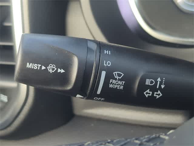 Thumbnail: 2026 RAM 1500 - 25