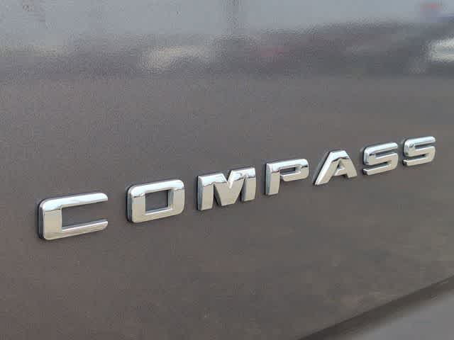 Thumbnail: 2017 Jeep Compass - 13