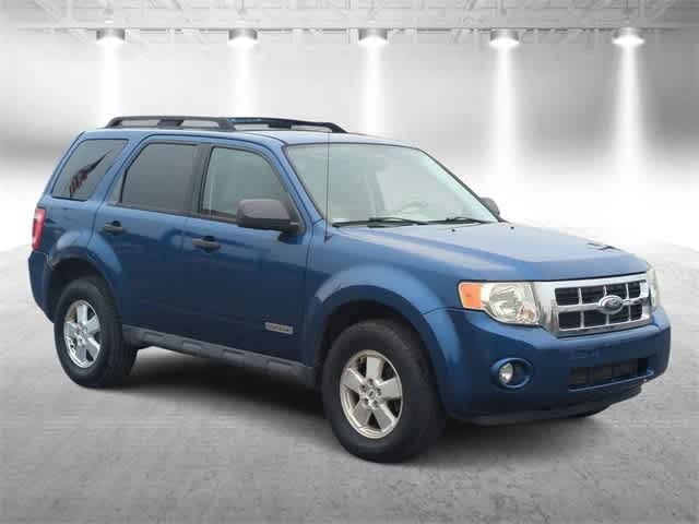 Used 2008 Ford Escape XLT with VIN 1FMCU03ZX8KC31866 for sale in Garden City, MI