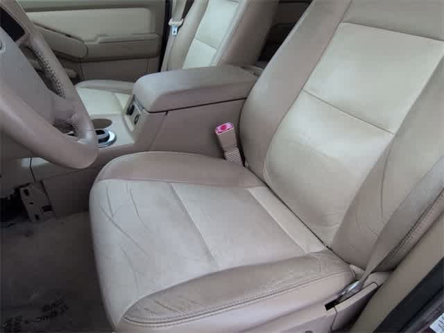 Thumbnail: 2007 Ford Explorer - 16